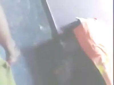 विकृत कोंबडा चोखतो आणि त्याच्या ऑफिसमध्ये बॉसने कुबडतो