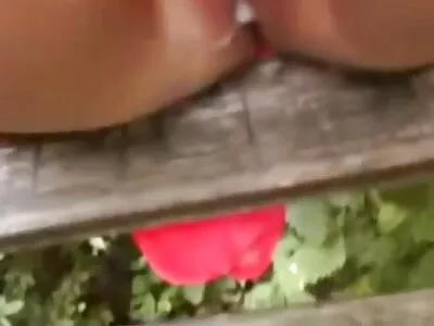 खडबडीत किशोर स्लट seduces मोठा dicked हंक