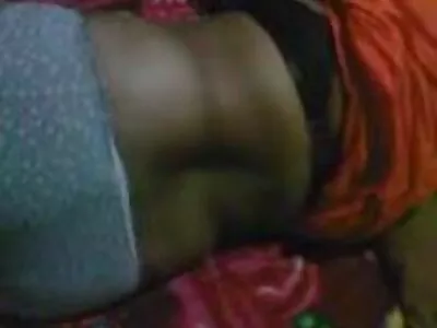 असहाय्य मुलीला खुर्चीला बांधून जबरदस्तीने भावनोत्कटतेने अत्याचार केले