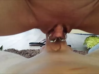 Busty लॅटीना MILF आवडते एक लंड वर तिच्या गांड